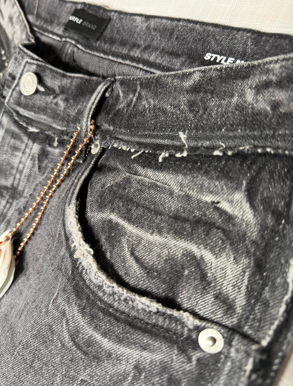Purple Brand P001 Skinny Shadow Seam Worn Jean – Black