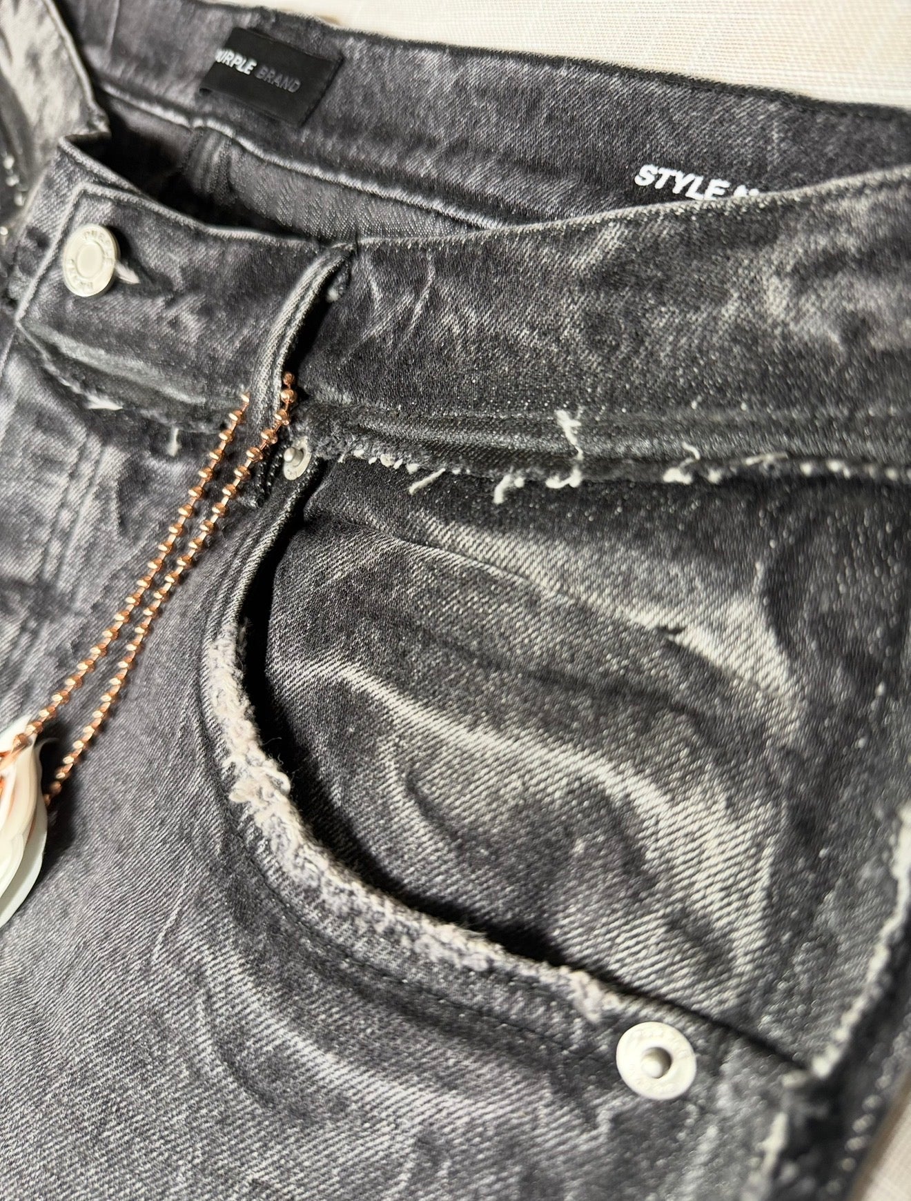Purple Brand P001 Skinny Shadow Seam Worn Jean – Black