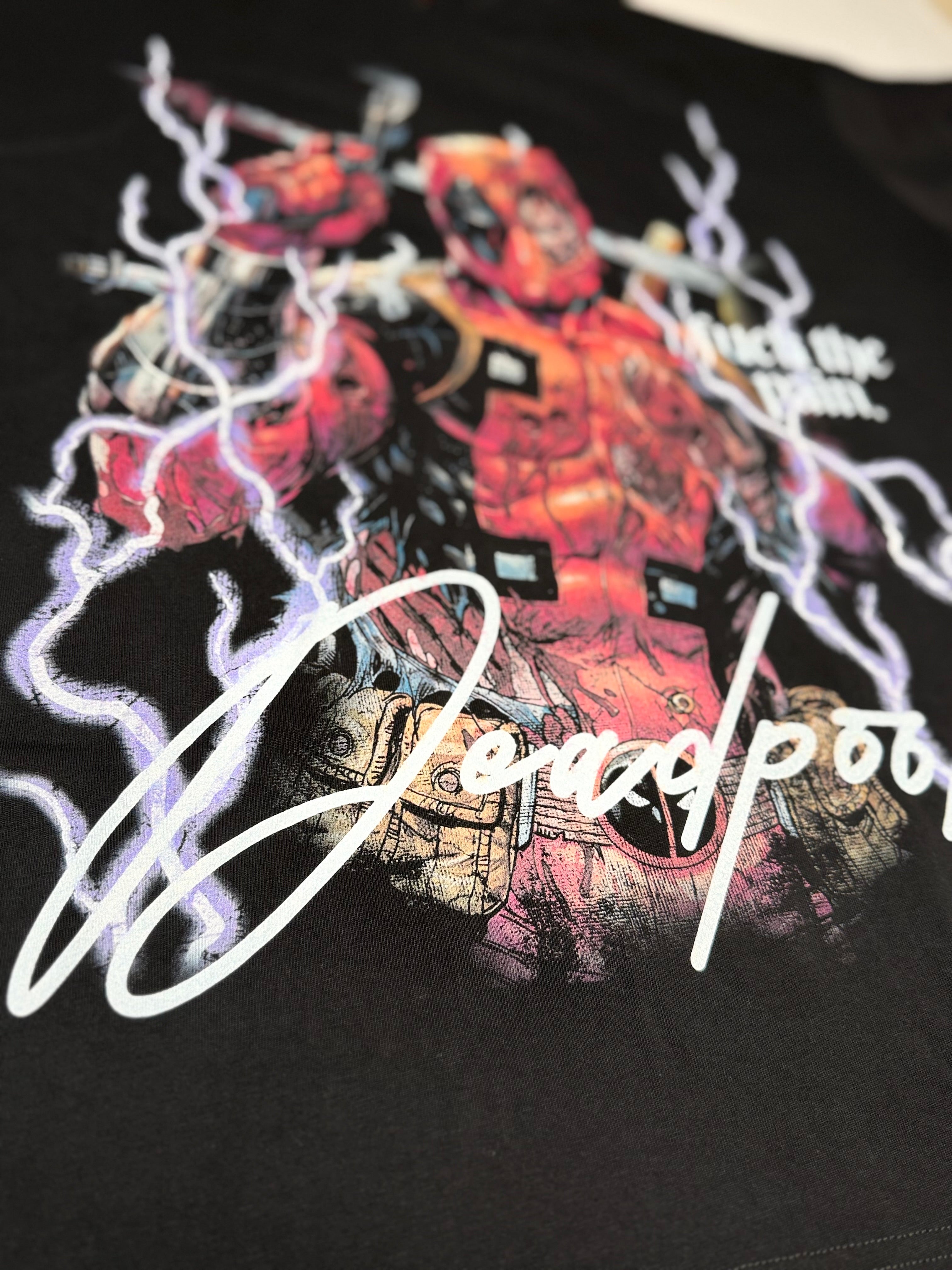 Dechire Lifestyle X Marvel Deadpool Deadpool A Violent Spectacle Tee