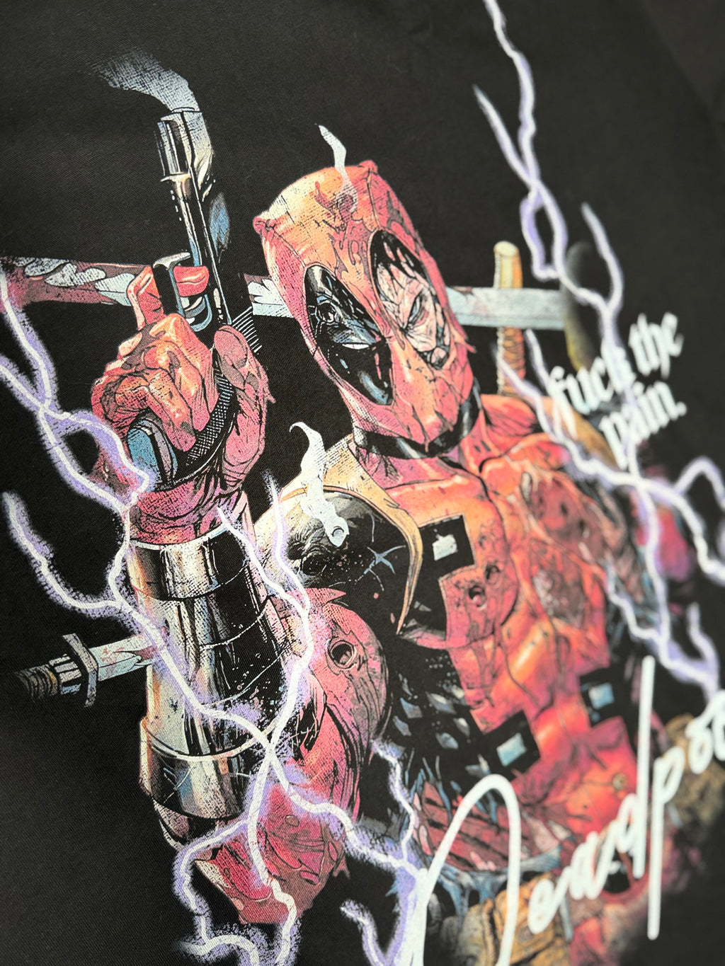 Dechire Lifestyle X Marvel Deadpool Deadpool A Violent Spectacle Tee