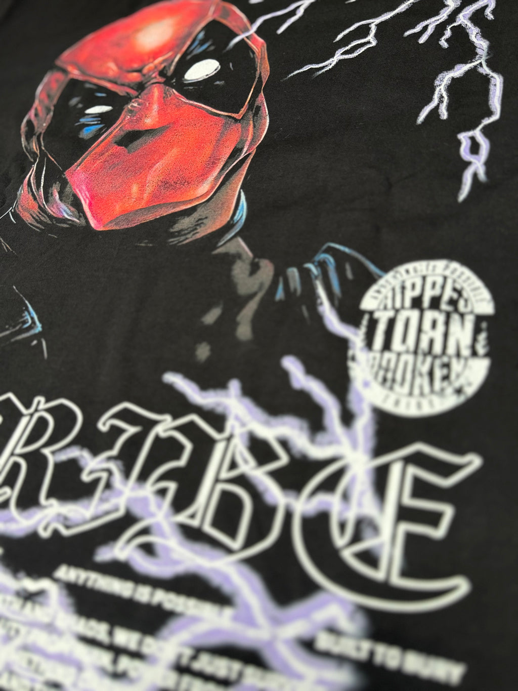 Dechire Lifestyle X Marvel Deadpool Deadpool A Violent Spectacle Tee